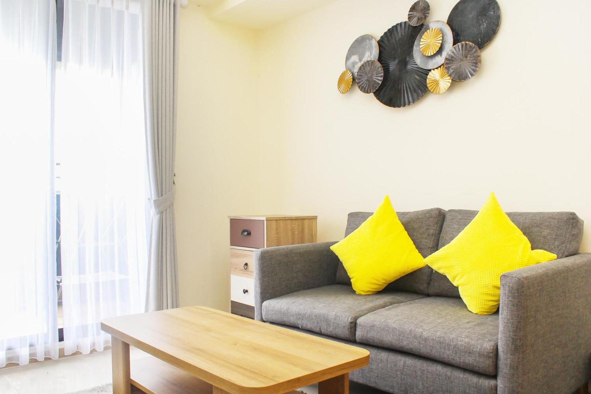 Comfortable 2br With Study At Meikarta By Travelio * Bekasi