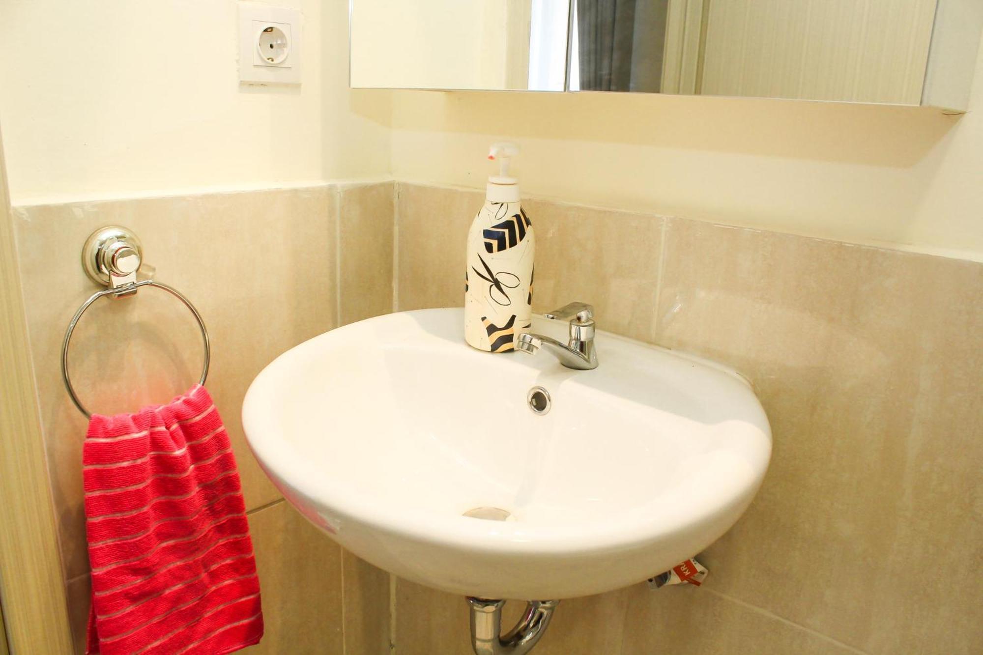 Comfortable 2br With Study At Meikarta By Travelio Apartemen Bekasi