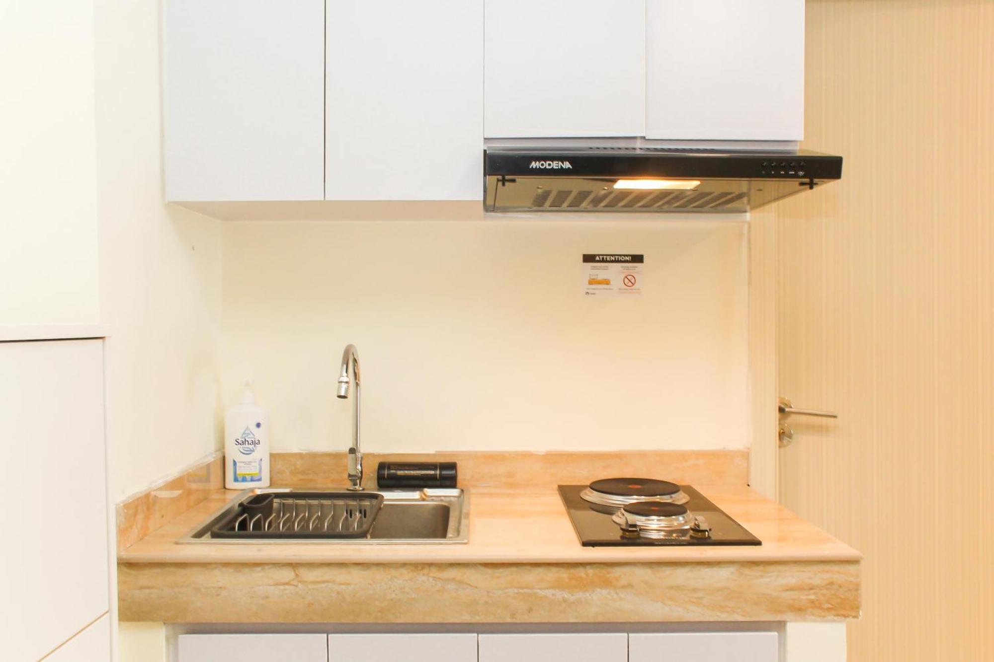 Comfortable 2br With Study At Meikarta By Travelio Bekasi
