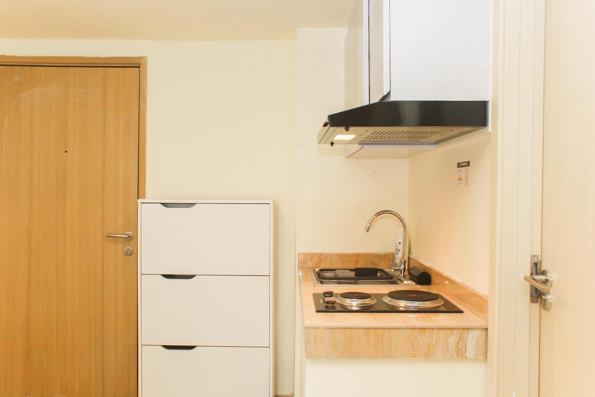 Comfortable 2br With Study At Meikarta By Travelio
