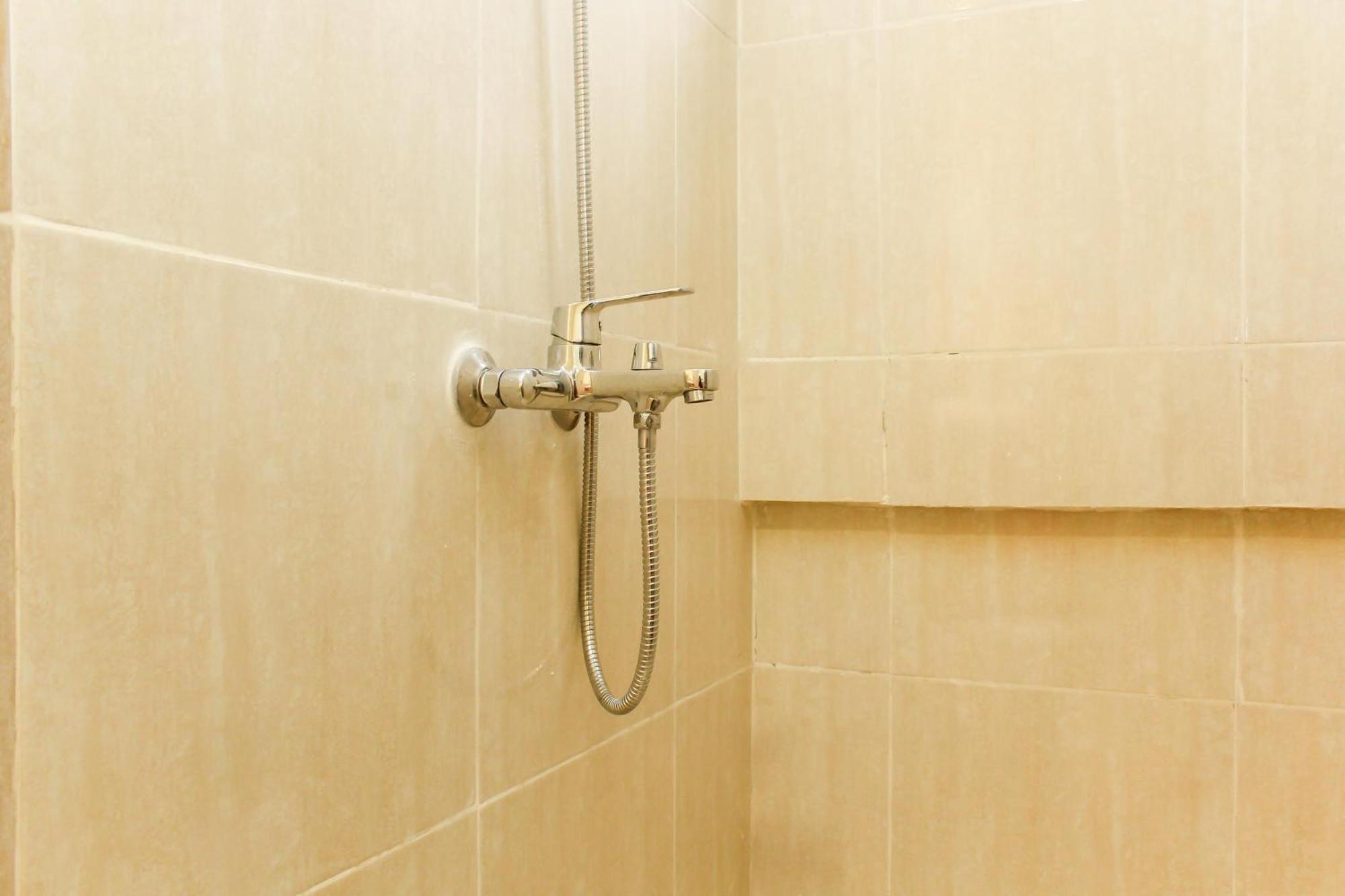 Apartemen Comfortable 2br With Study At Meikarta By Travelio *