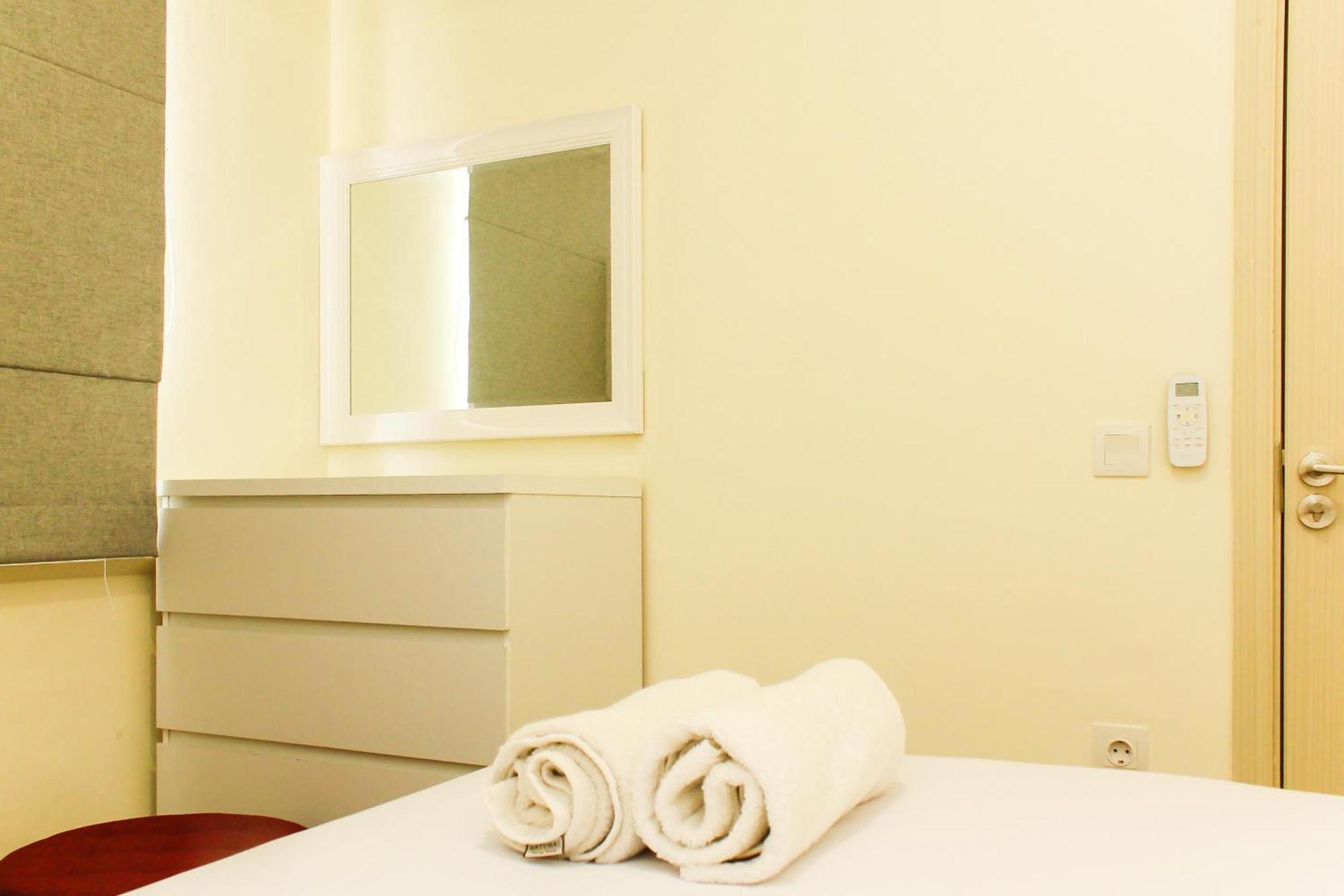 Comfortable 2br With Study At Meikarta By Travelio